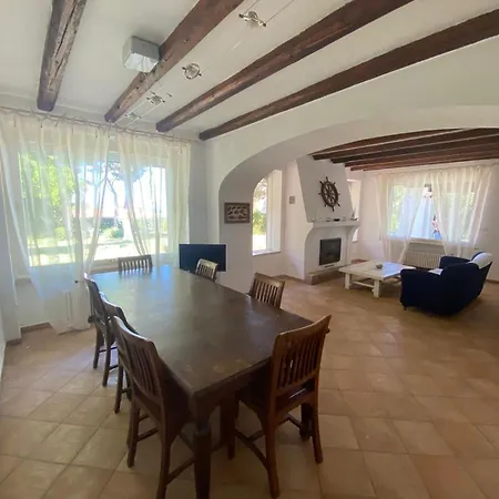 Bed & Breakfast Casa Camilluccia 4*