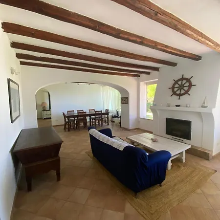 Casa Camilluccia 米萨诺阿德里亚蒂科